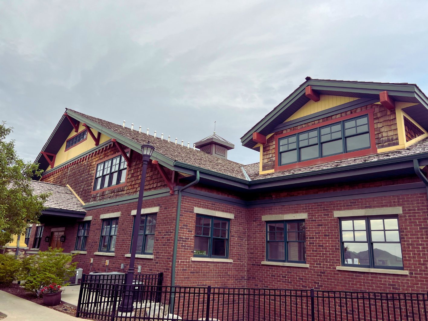 Stark Dentistry office building on South Jordan Parkway